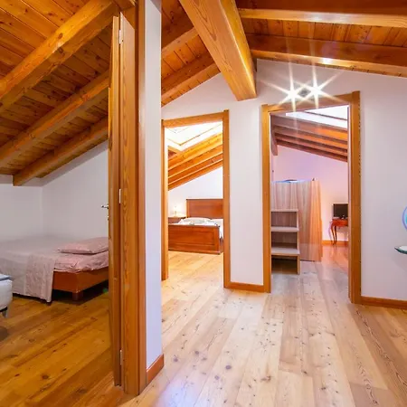 Il Blu Loft With Pool - Happy Castelveccana