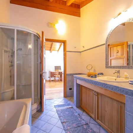 Il Blu Loft With Pool - Happy Castelveccana